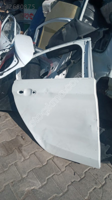 fiat egea sağ arka kapı