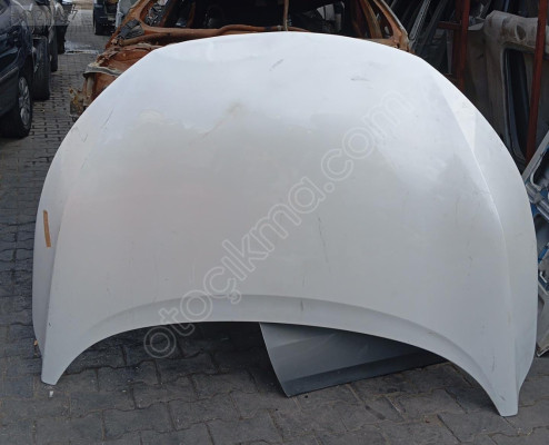 nissan Qashqai j12 kaput