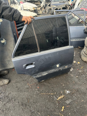 Kia capital sağ arka kapı