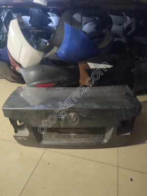 Volkswagen Jetta bagaj kapağı orjinal çıkma parça