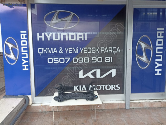 HYUNDAİ İ20 2020-2024 ÖN TRAVERS SÖKME ORİJİNAL YEDEK PARÇA