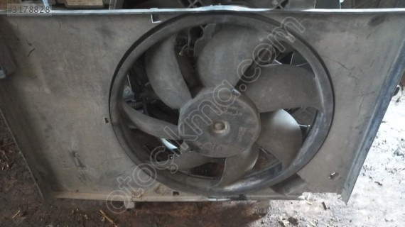 Ford fiesta benzin radyatör fan