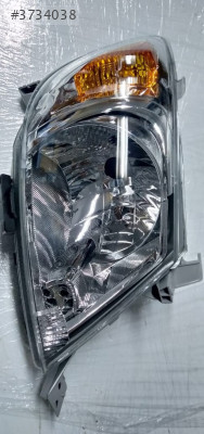 TOYOTA HİLUX ELEKTRİKLİ MOTORLU SAĞ FAR -2006