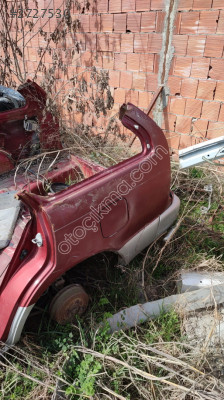 97  Corolla sw arka sol çamurluk