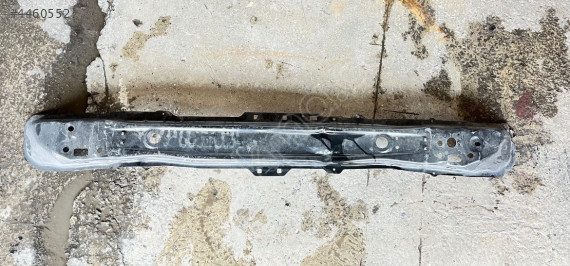 DACİA DUSTER ÖN TAMPON DEMİRİ ORJİNAL ÇIKMA