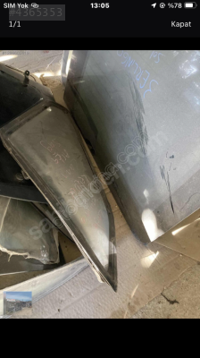 Lada samara arka kelebek camı