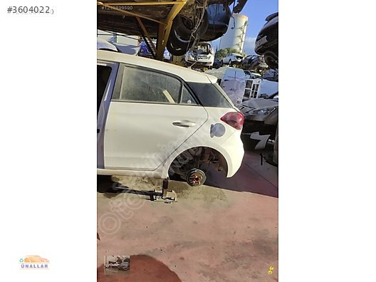 Hyundai i20 Depo Kapağı - Mertler Oto Yedek Parça