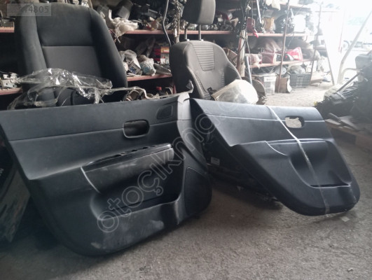 Hyundai Accent Era kapı döşemesi 82370-1E010