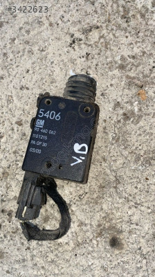 Opel Vectra Astra Corsa Bagaj Kilit Motoru GM 90460062