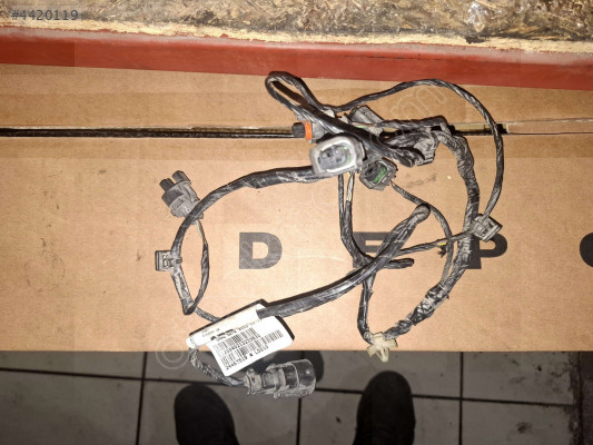 ÖZMEN OPEL ASTRA H ARKA PARK SENSÖRÜ TESİSATI 24467519