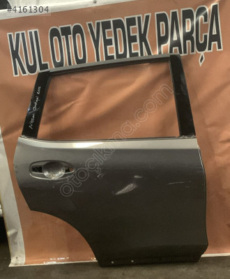 nissan Qashqai sağ arka kapı