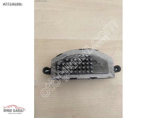 8T0820521F Audi A5 FAN KONTROL ÜNİTESİ Audi A4 FAN KONTROL Ü