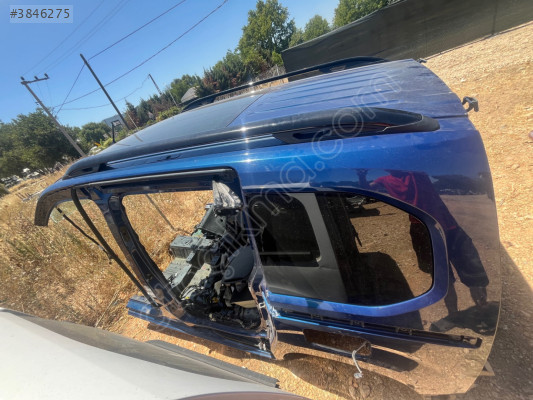 Opel Combo Peugeot Rifter Sol Arka Çamurluk