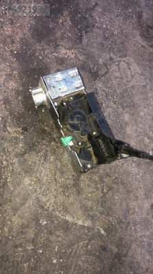 2008-2010 FORD TRANSİT CONNECT SOL ÖN KAPI KİLİDİ