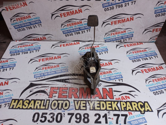 Opel Vectra B debriyaj pedalı