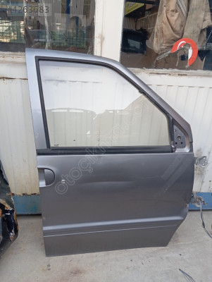 Vanetta çıkma ön kapı