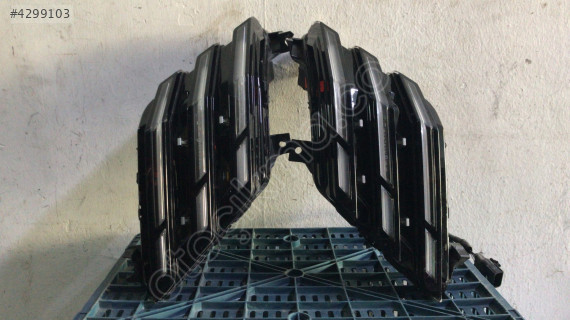 PEUGEOT 3008 SAĞ VE SOL GÜNDÜZ LEDİ ÇIKMA ORJİNAL YEDEK PARÇA