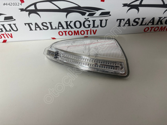 MERCEDES VİTO SAĞ AYNA SİNYALİ