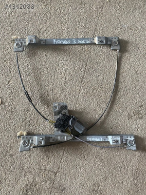 RENAULT KANGOO 3 SAĞ ÖN CAM KRİKOSU