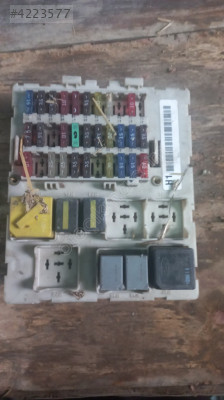 Ford focus 1 sigorta kutusu