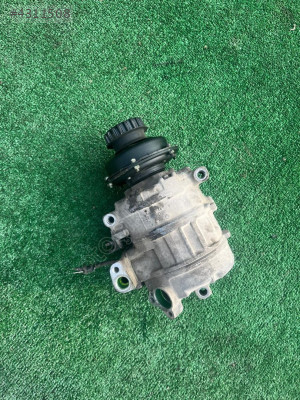 VOLKSWAGEN TOUAREG KLİMA KOMPRASÖRÜ