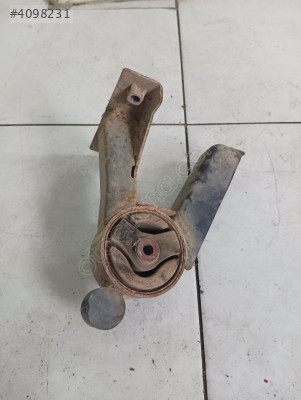 2011 SUZUKİ SWİFT 1.3 MOTOR KULAĞI