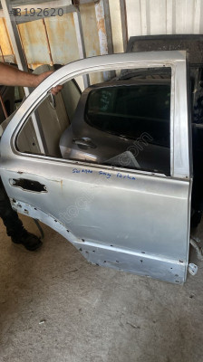 KİA SORENTO SAĞ ARKA KAPI ORJİNAL ÇIKMA OTO FEDAİ