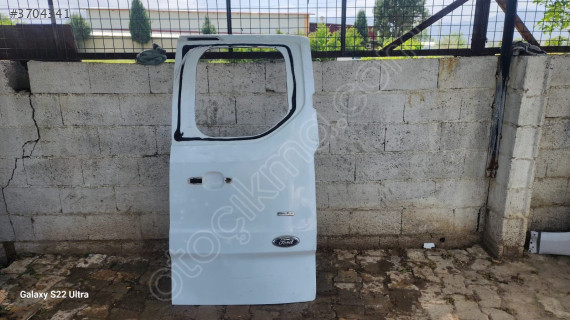 Ford Custom sağ arka bagaj kapağı çıkma orijinal