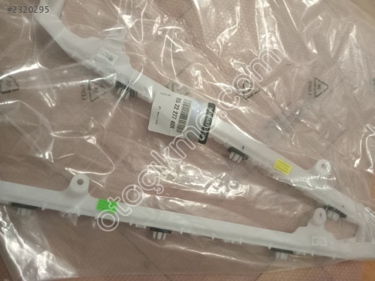 Megan 4 tampon braket arka sag sol 852227740R