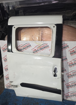 2012/2023 FİAT DOBLO BEYAZ SAĞ SÜRGÜLÜ KAPI ORJINAL