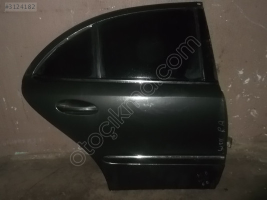 MERCEDES W211 SAĞ ARKA KAPI