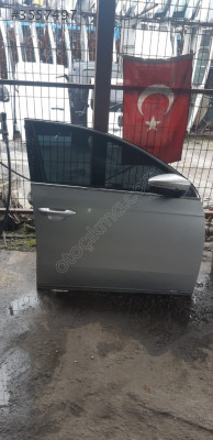 VOLKSWAGEN PASSAT B7 SAĞ ÖN KAPI GÜÇMANLAR