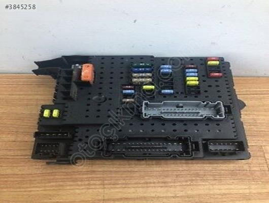 PEUGEOT 406 SİGORTA KUTUSU