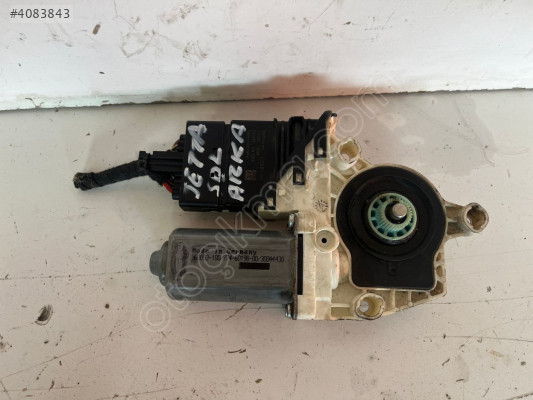 VOLKSWAGEN JETTA SOL ARKA CAM MOTORU MONTECAR 2