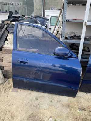 Accent Hyundai Sağ Ön Kapı - Oto Çıkma Parçaları