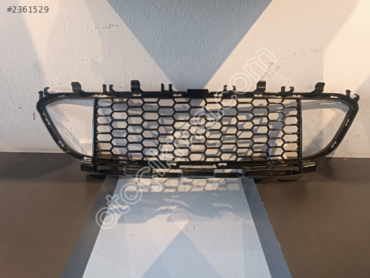 BMW F30 + LCİ M ÖN TAMPON ORTA IZGARA 2012 2018 51118054132