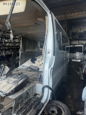 RENAULT TRAFİC SOL ARKA ÇAMURLUK KONUK OTO 05323167897
