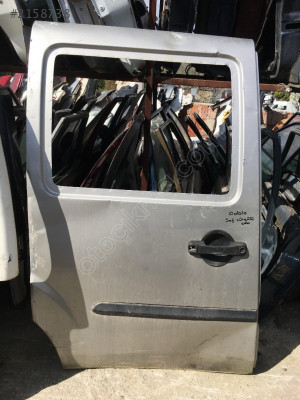 Fiat Doblo Sağ Sürgülü Kapı Camı Dış Açma Kolu Kapı Çıtası