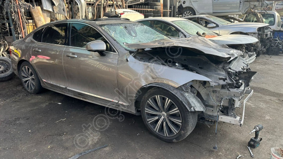 Volvo s90 2020 model  2.0 motor komple