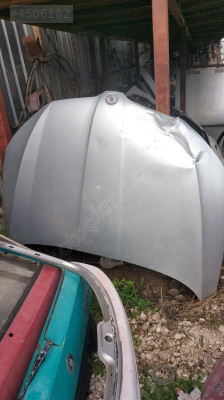 Skoda Octavıa motor kaputu