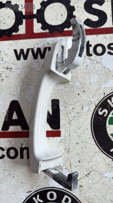 1K0837206F vw golf 6 sağ ön kapı kolu