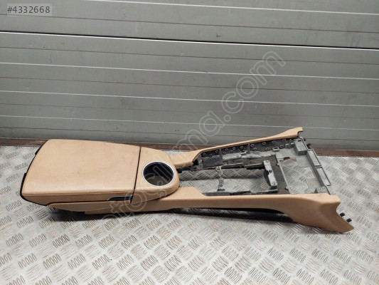 PORSCHE PANAMERA ORTA KOL DAYAMA 97055311100 2010/2016