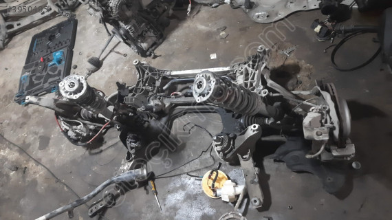 BMW 5.25 XDRİVE 2.5 DİZEL  TRAVERS TAŞIYICI AMORTİSÖR YAY