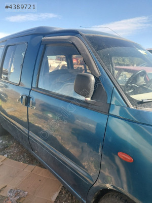 NİSSAN VANETTA ÇIKMA SAĞ ÖN DOLU KAPI
