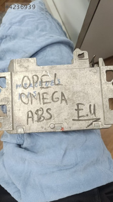 OPEL OMEGA ABS BEYNİ ORJİNAL 0265103034