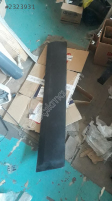 QUASQAİ J 10 SOL ÖN KAPI BANDI