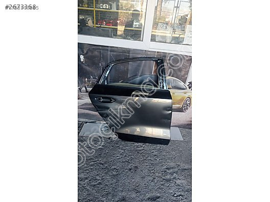 AUDİ A3 SAĞ ARKA KAPI