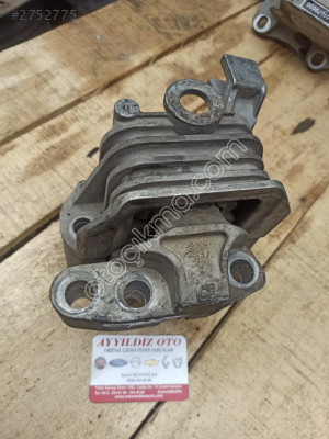 ALFA ROMEO GİULİETTA SAĞ MOTOR KULAĞI 51888091