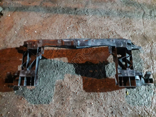 VOSWAGEN CRAFTER ÖN PANEL