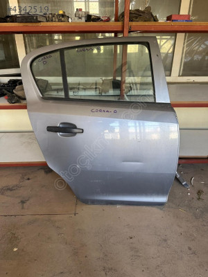OPEL CORSA D ÇIKMA ORJİNAL SAĞ ARKA KAPI